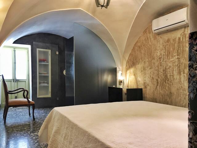 Splendido palazzo storico, 4 camere e terrazza