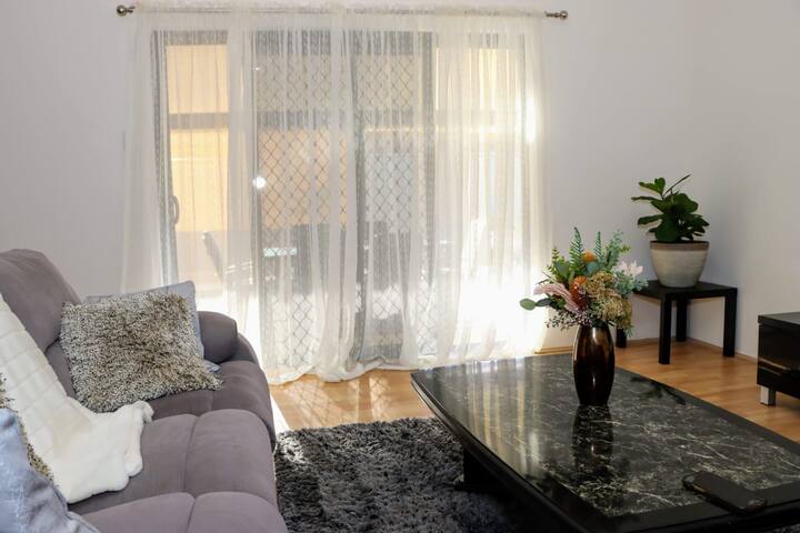 Bj Comfy Home - Rockingham