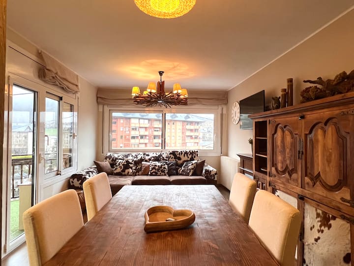 Apartament Les Vernedes - Sort