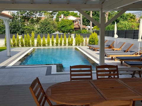 Luxury villa with heated pool in Dalyan center