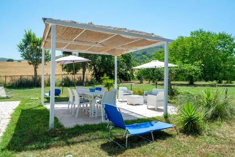 Agropoli - 370 meters by the sea. Private Garden