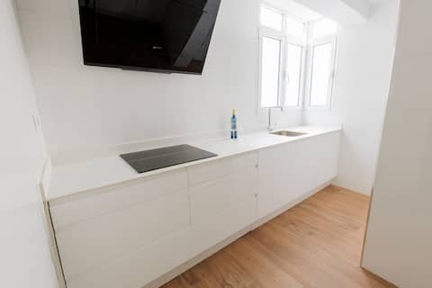 Apartment 5 km from downtown Seville