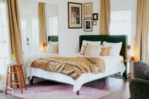 *The Green Gem Cottage* studio | Arena+Outlets<2m