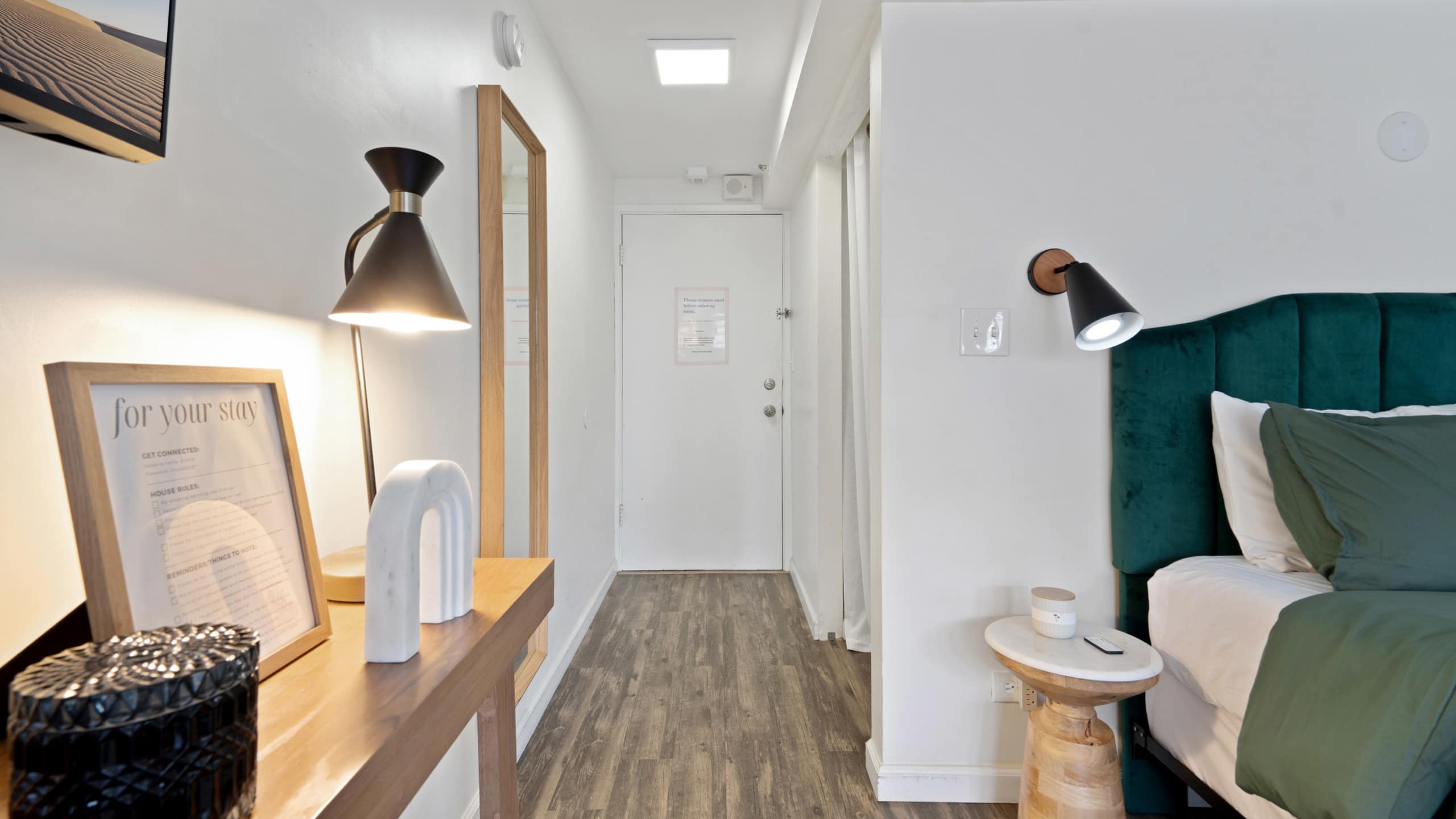 Condo in Honolulu · ★4.94 · Studio · 2 beds · 1 shared bath - Image 16