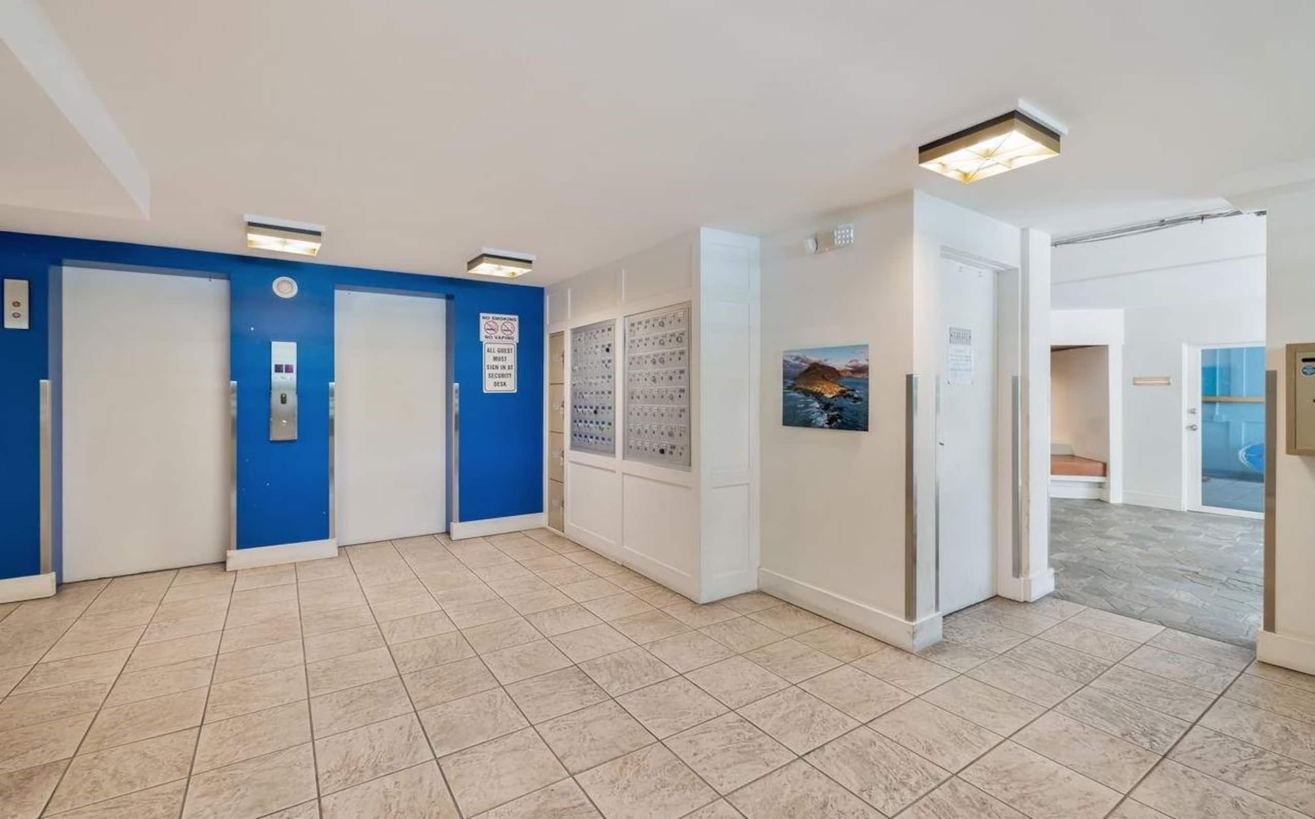 Condo in Honolulu · ★4.94 · Studio · 2 beds · 1 shared bath - Image 33