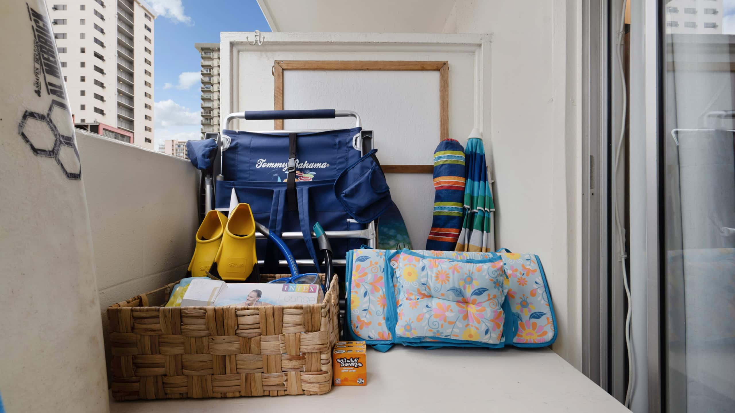 Condo in Honolulu · ★4.94 · Studio · 2 beds · 1 shared bath - Image 28