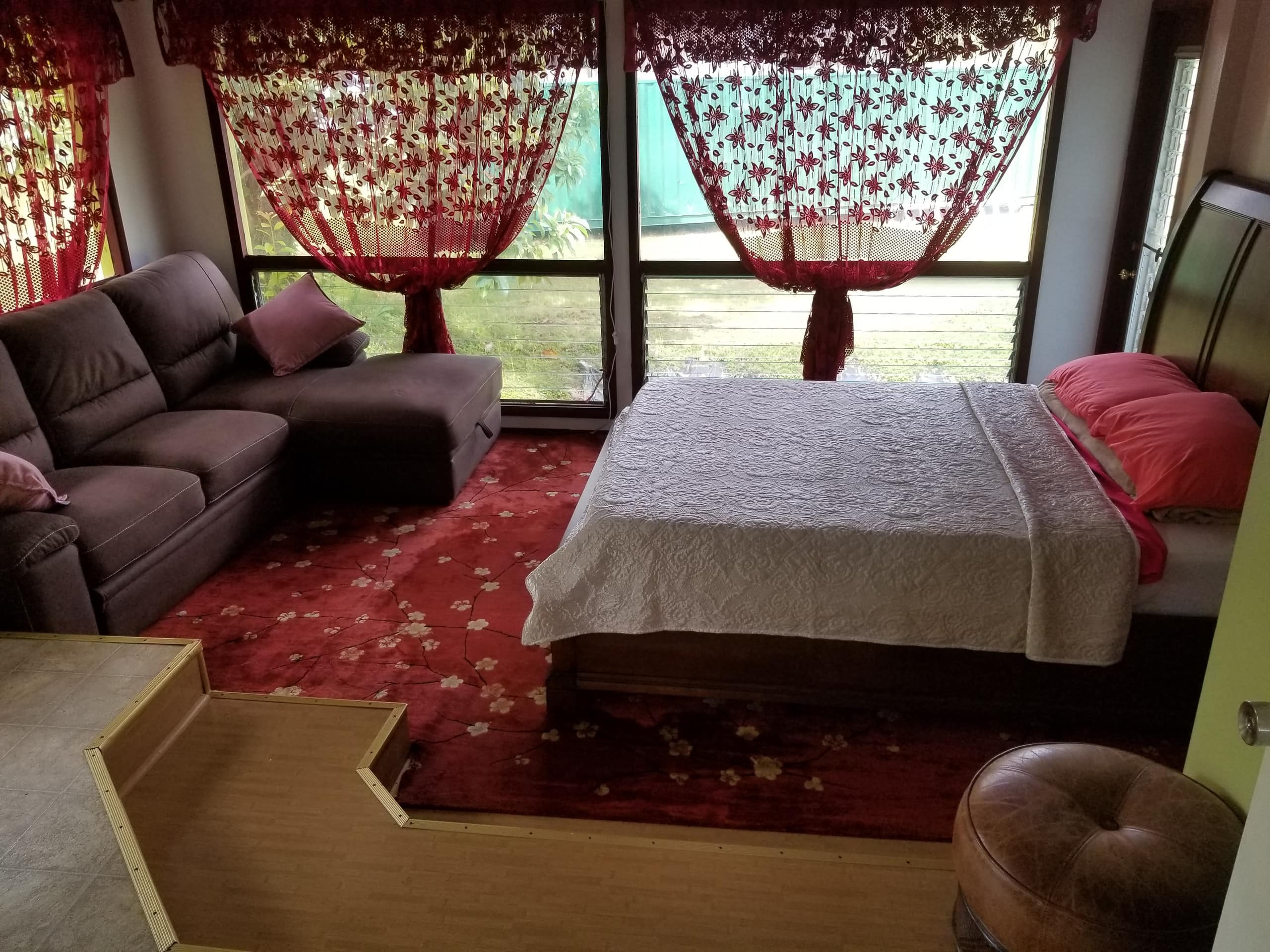 Home in Keaau · ★4.86 · 4 bedrooms · 6 beds · 3 shared baths - Image 11