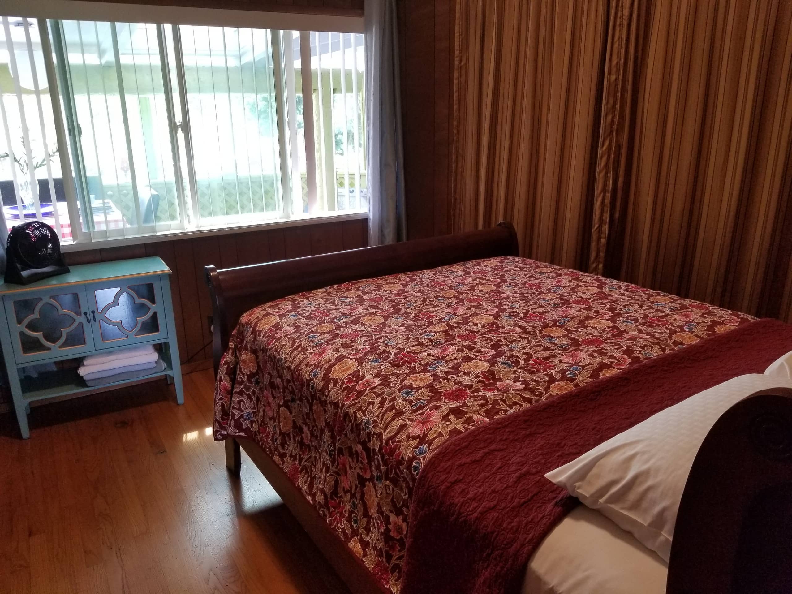 Home in Keaau · ★4.86 · 4 bedrooms · 6 beds · 3 shared baths - Image 9