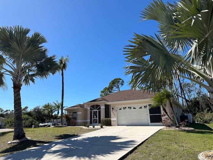 Palms & Dreams Await At This Pool Home Oasis Houses for Rent in North