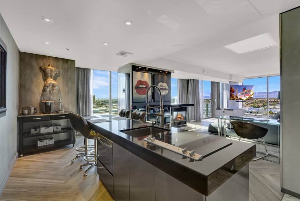 Las Vegas Apartment Vacation Rentals | Airbnb