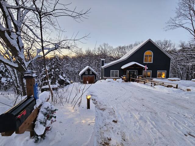 Rosebud Rentals managed Airbnb listing 3