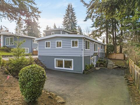 ADA/King Beds/BBQ/Fire Pit/4,400 sqft/Game Room