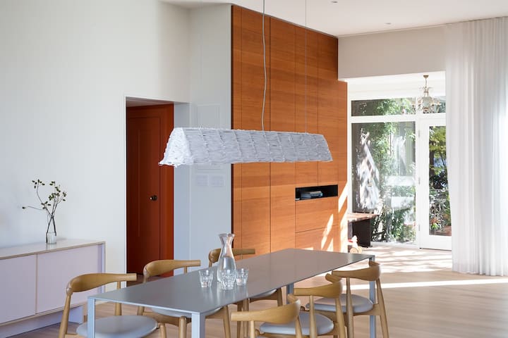 Golden Gate Oasis: Modern & Cozy gallery image 4