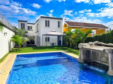 Villa Santander | Pool | A/C | 5 minutes IRTRA