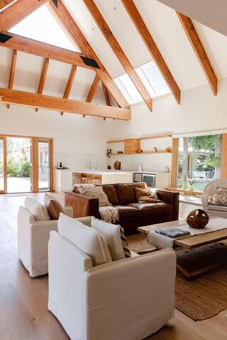 Luxurious Country Retreat in Flinders.