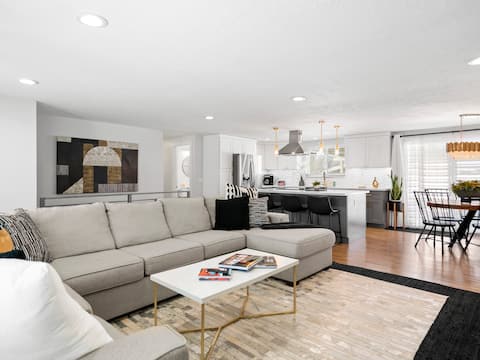 Successful Airbnb property: * 2 King Beds, Home Gym* in Sandy