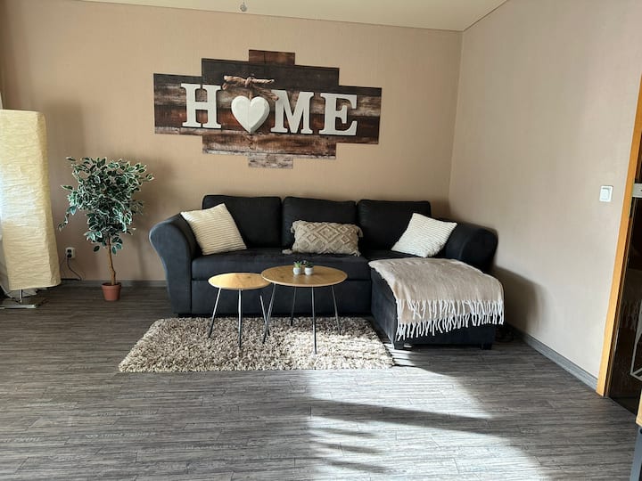 Cozy 2-room Apartment, Parking Space And Balcony - Salzgitter