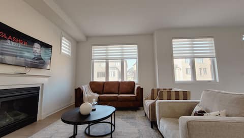 Sunny Haven: Brand New Retreat