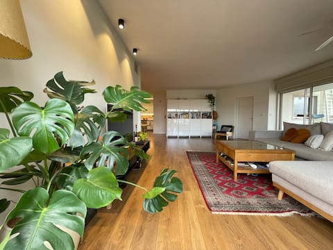 sea & sky view penthouse