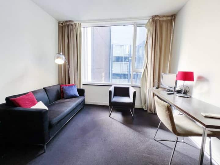 Studio Apartment In Heart Of Cbd (Free Tram Zone) - Melbourne
