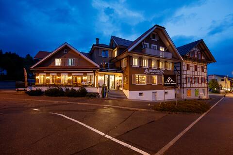 Welcome Hotel - Dom