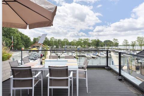 Appartement Sneekermeer incl. 2 Sups