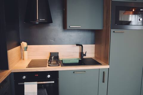 Top performing Airbnb: The studio, a small quiet cocoon in Issy Les Moulineaux