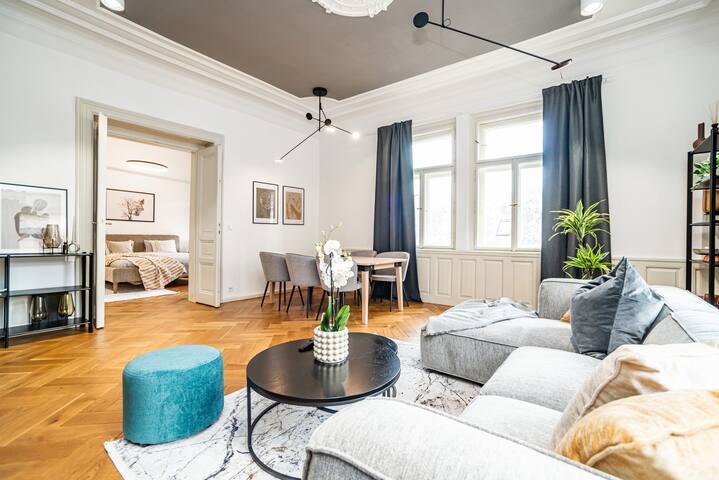 Luxurious 3bed very spacious apt in the best area gallery image 2