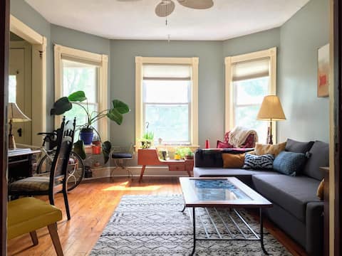 Sunny Spacious 2400sf Two-Family House by Union