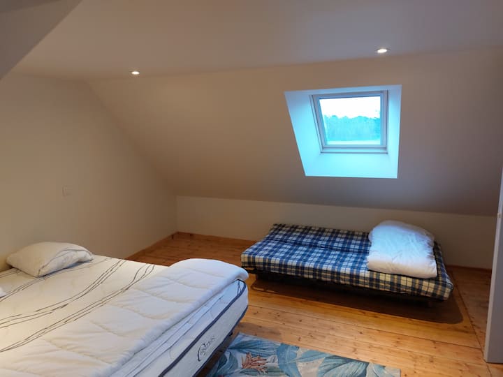 2nd floor: Bedroom #6
1 double bed (160x200)
1 sofa bed for 2 people (140x190)