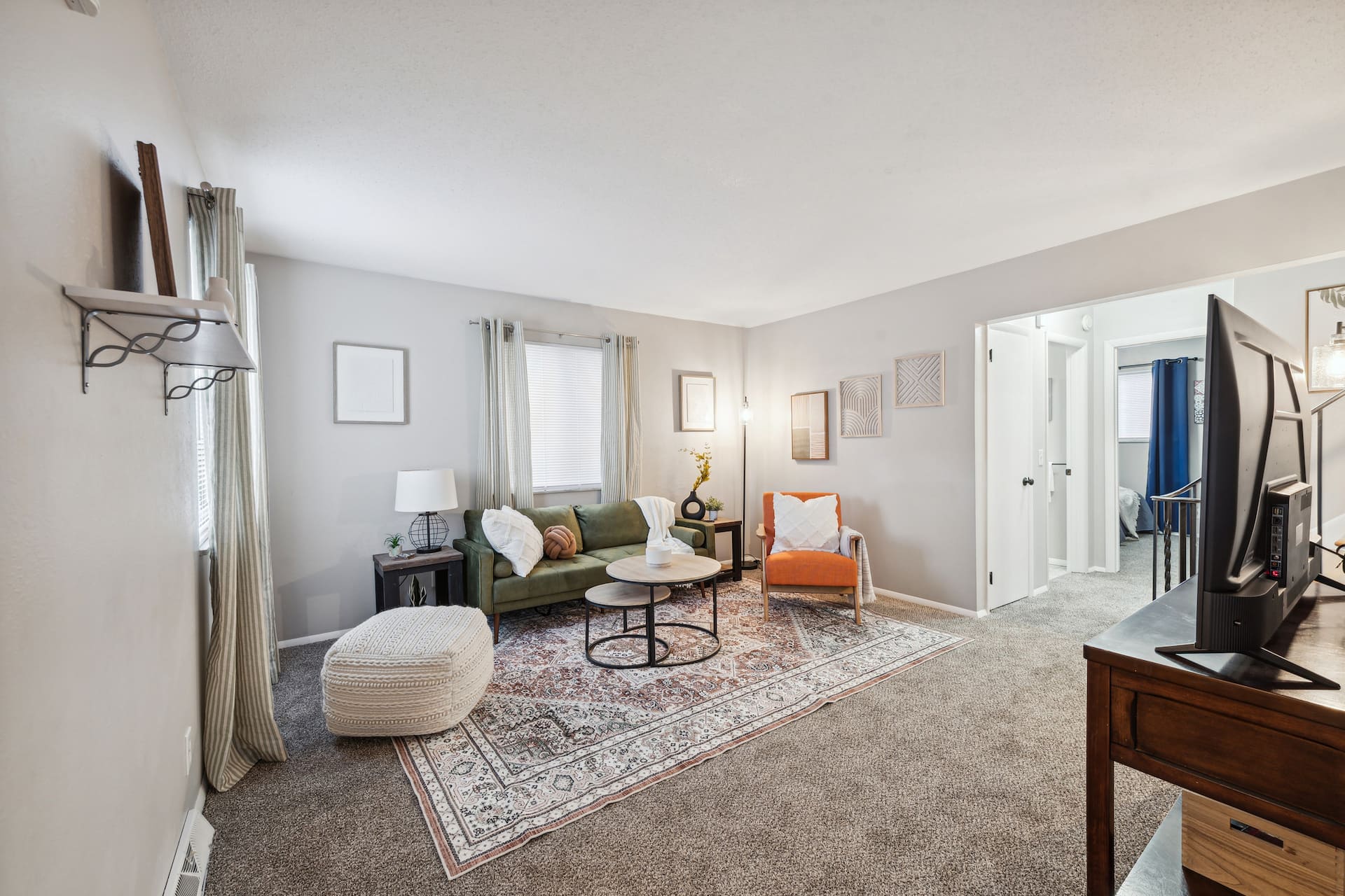 Spacious & well designed 3br/1.5ba w/ Fiber Wi-Fi!