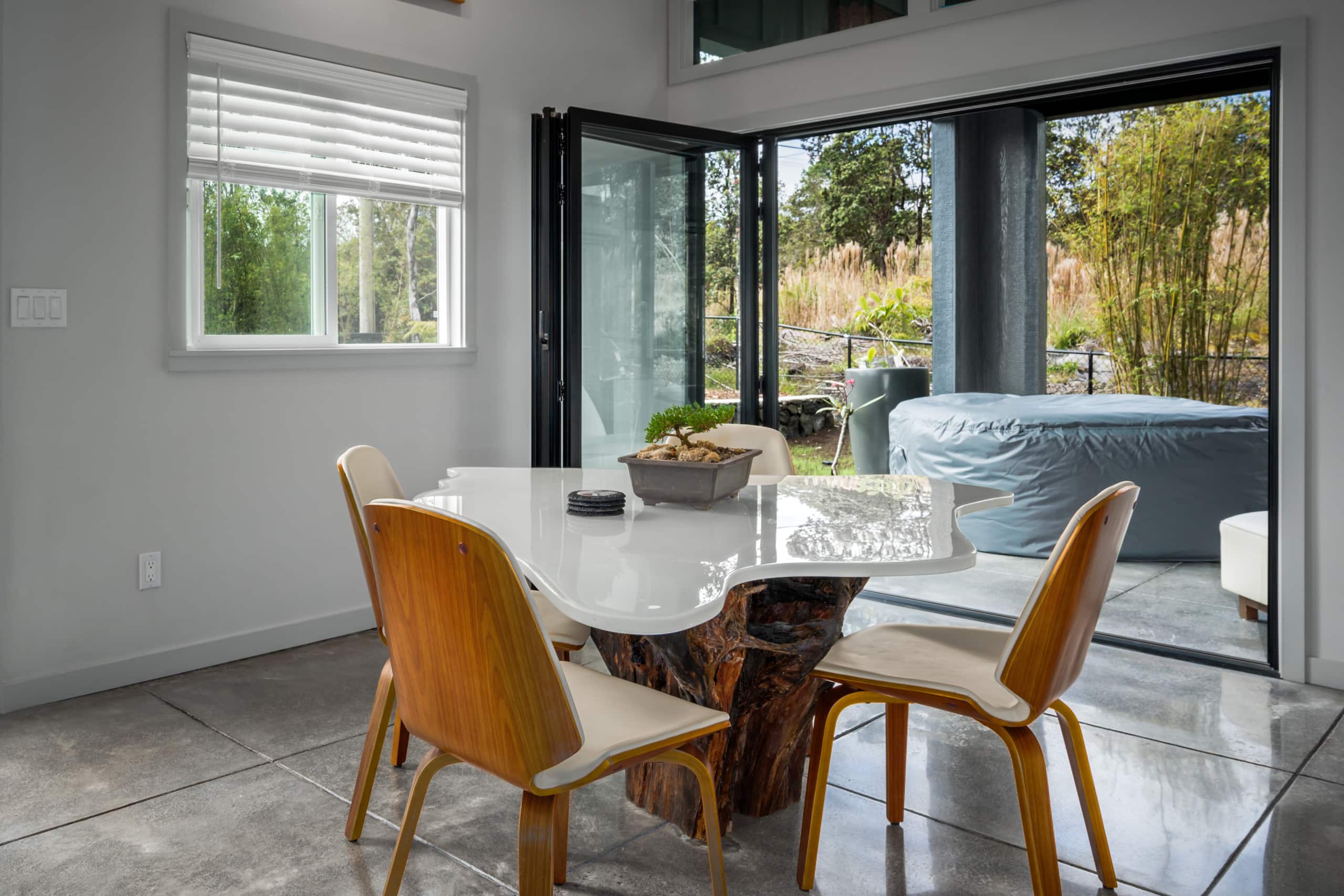 Home in Volcano · ★4.89 · 1 bedroom · 1 bed · 1 bath - Image 25