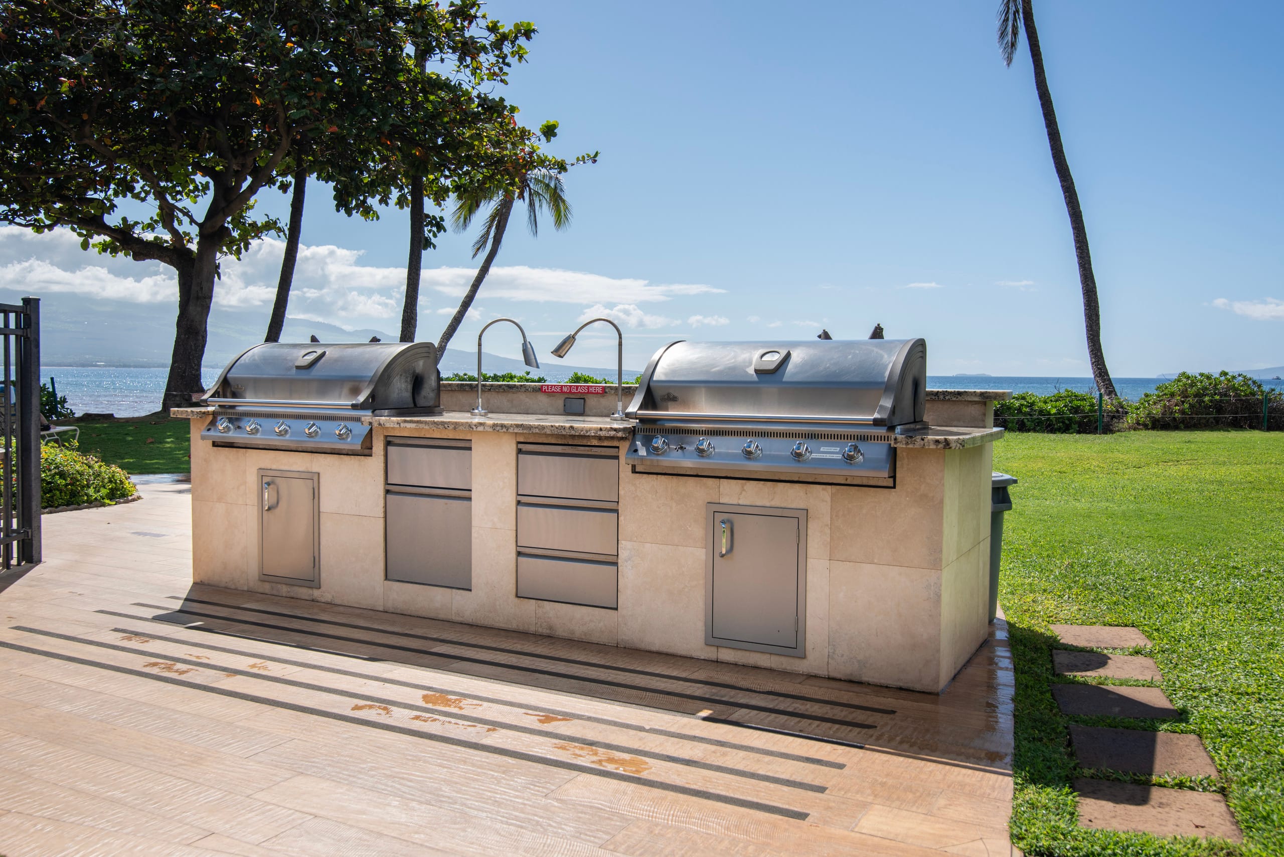 Condo in Wailuku · ★4.89 · 2 bedrooms · 3 beds · 2 shared baths - Image 38
