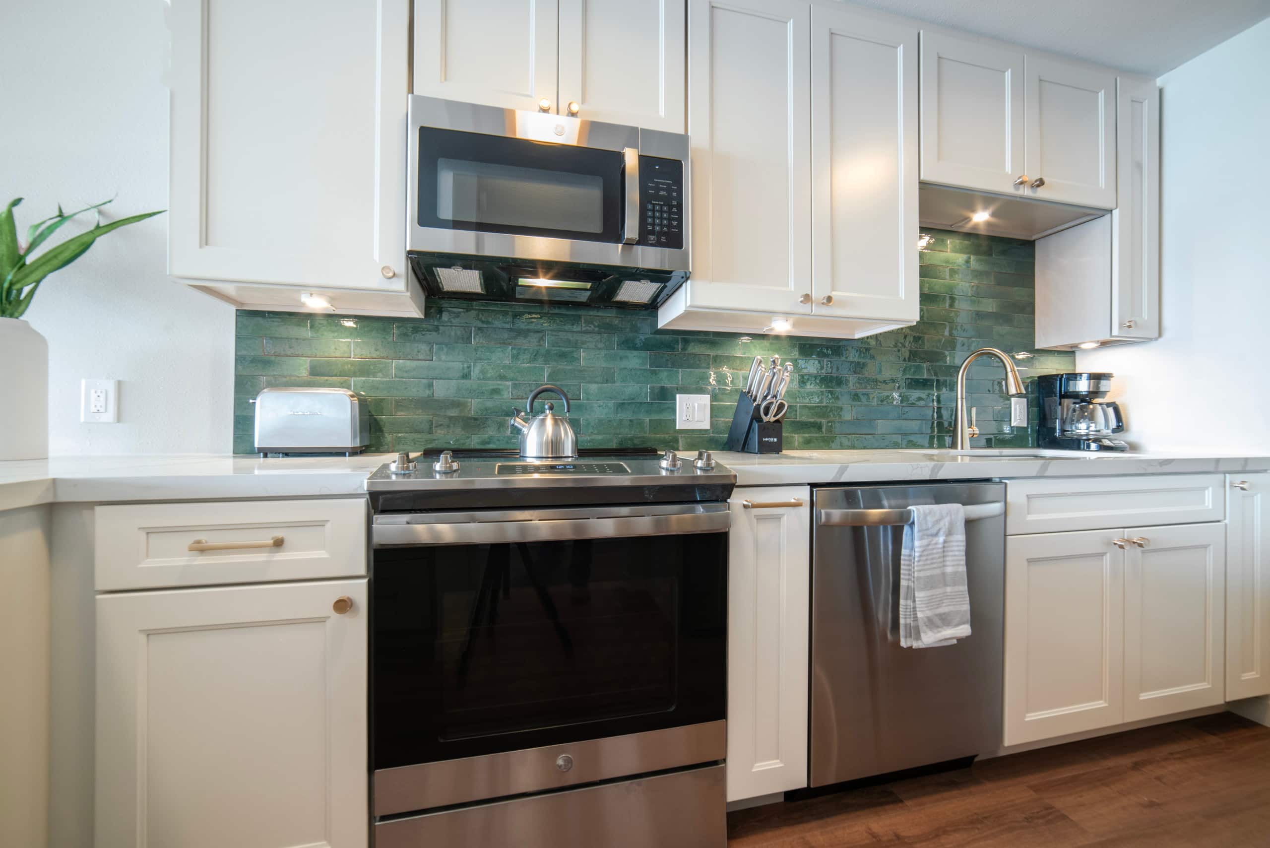 Condo in Wailuku · ★4.89 · 2 bedrooms · 3 beds · 2 shared baths - Image 22