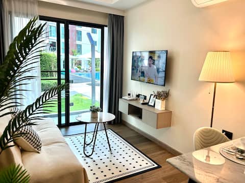 Chiang Mai No. 1/Luxury Pool View Apartment/Near Central Festival Shopping Mall/Living Room Sofa Bed