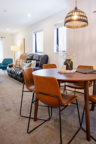 Paula Kat Charlotte managed Airbnb listing 2