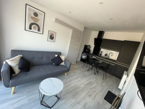 Annonce Airbnb populaire: The Modern Corner à Saône Et Loire