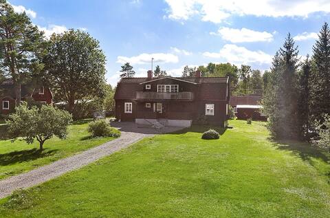A Swedish house in the kingdom of glass