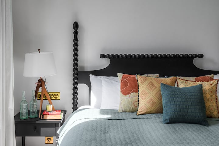 Bedroom 3 image 2