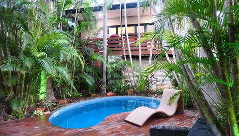 Secluded Cable Beach Apartment