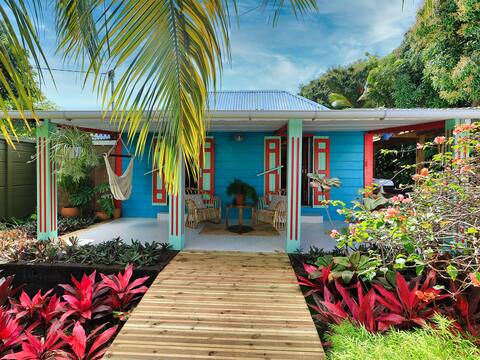 mamie Méchant's Magical Hut
