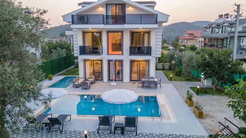Villa Nerede managed Airbnb listing 1