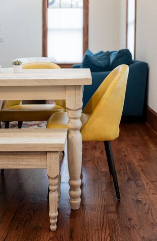 New Gorgeous Home Walk Downtown! gallery image 5