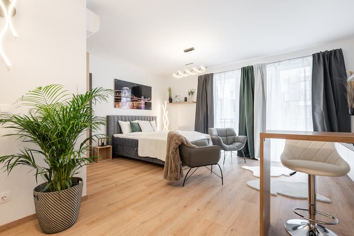 Westend Apartment - Budapest