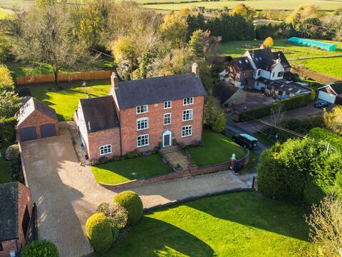 Bank Farm House - Stunning House & Gardens