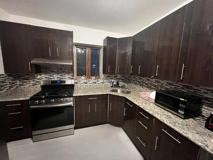 Private Room With King Size Bed - New York, NY