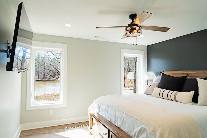 Downstairs master, so close to the water you can almost touch it.