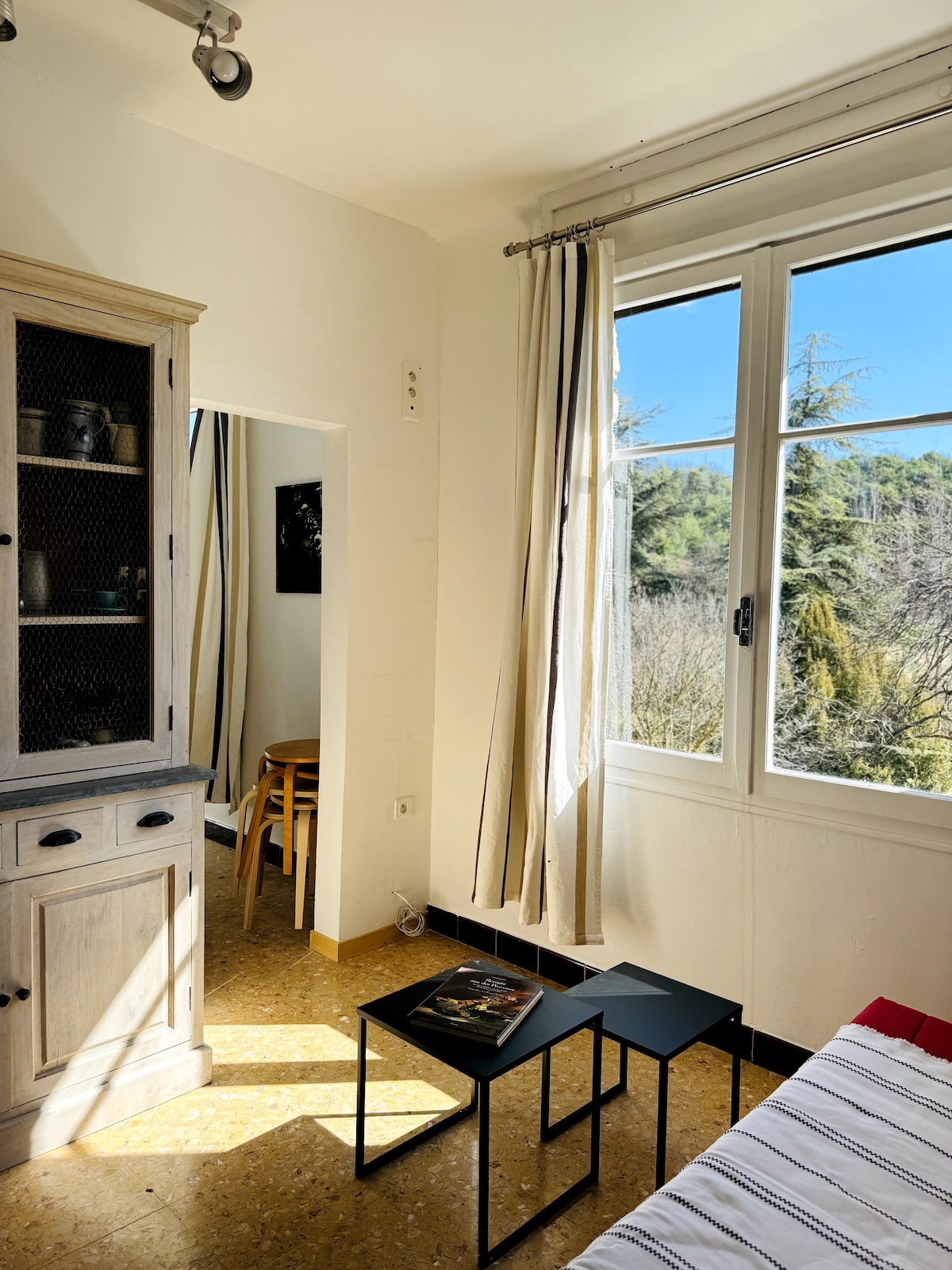 vista exterior y vista conexión dormitorio 1 y 2