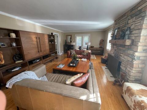 Cozy 3 BR, 2 mi. from ND campus
