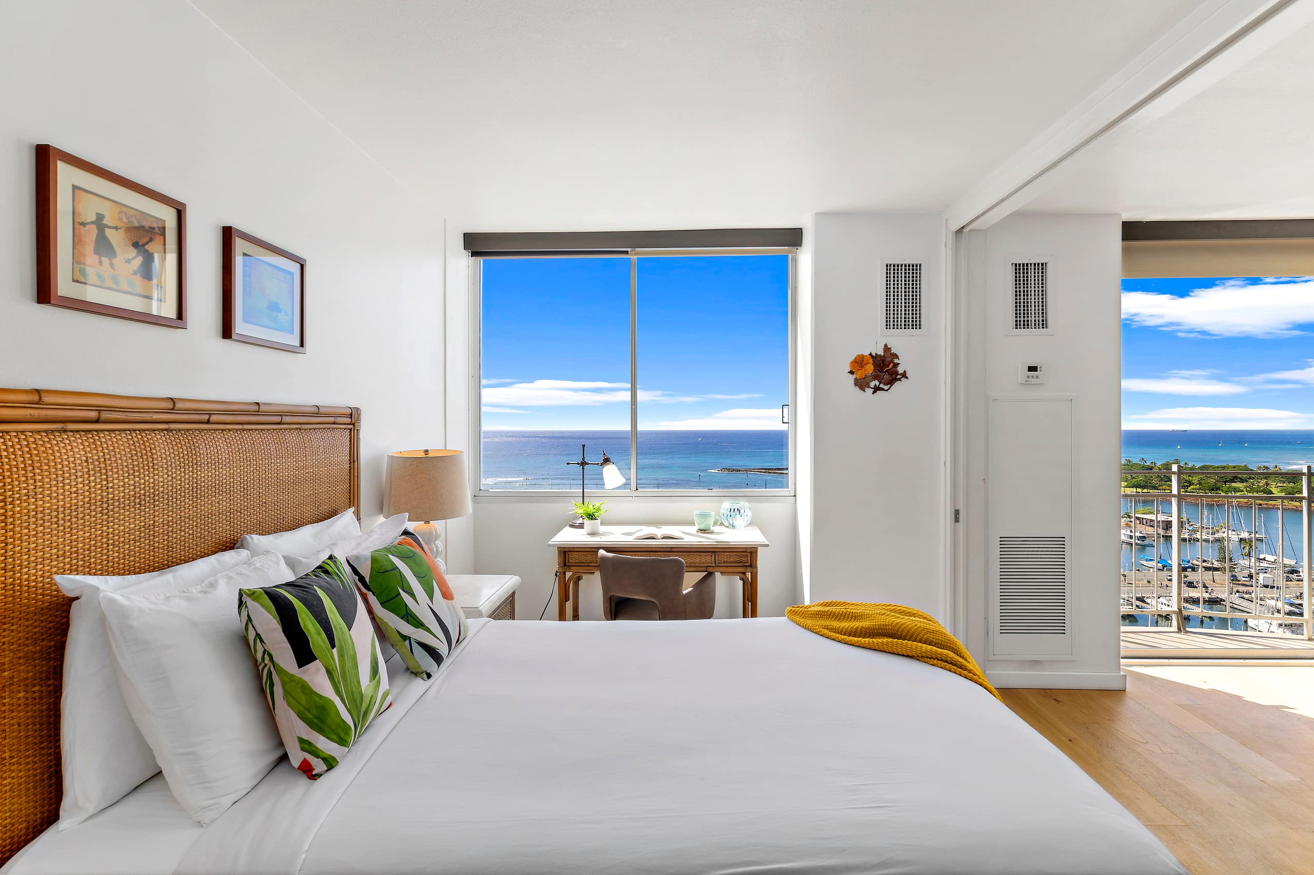 Condo in Honolulu · ★4.76 · 1 bedroom · 2 beds · 1 private bath - Image 17